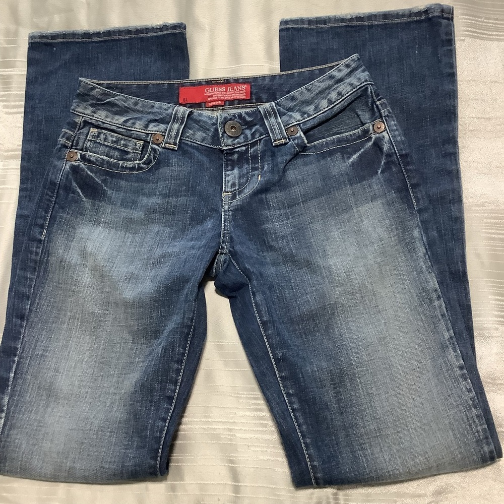 GUESS Women’s Jeans Size 27